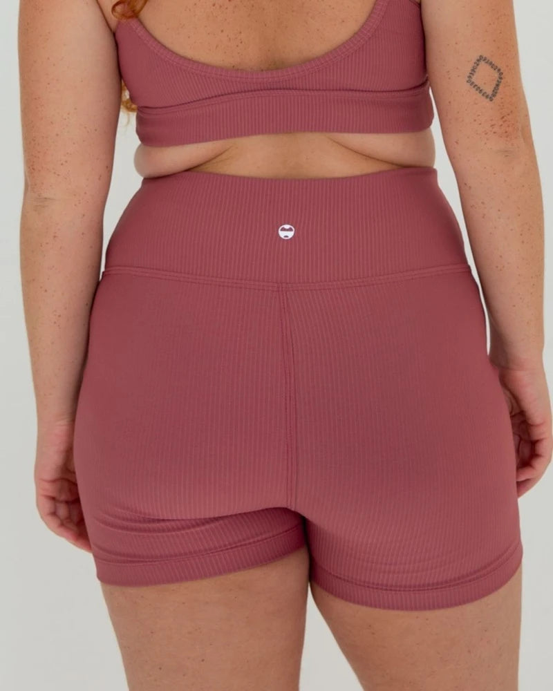 Shorts Presença - Goiaba