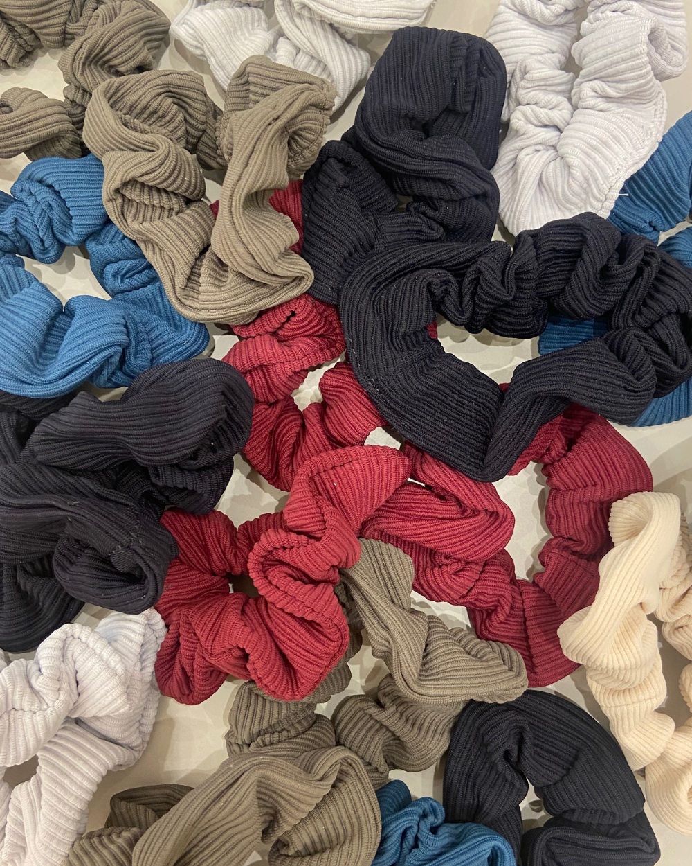 Kit Scrunchies Intu